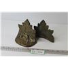 Image 1 : Symbols of Canada - Maple Leaf & Beaver - Brass Book Ends