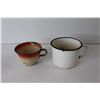 Image 2 : (3) Vintage Enamel Cups