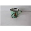Image 5 : (3) Vintage Enamel Cups