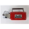 Image 3 : Vintage Hunter Ray-O-Vac Lantern/Flashlight