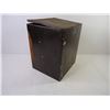 Image 5 : Large Square Shaped Soda Cracker/Biscuit Tin