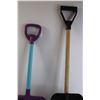 Image 5 : (6) Yard Anchors, (2) Small Shovels