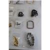 Image 4 : (20) Costume Jewelry Pieces - Earrings, Bracelets