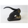 Image 4 : Vintage Cast Iron Press Seal Stamp