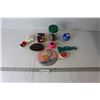Image 1 : Yo-yo's, Gumby, Charlie Brown, Rubik's Cube, etc.