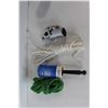 Image 2 : Rope, Lint Roller, Scissors, Sneaker Protector, Leash, Brake Fluid Containers, Seasonal Use LED Driv