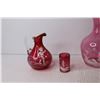 Image 6 : (3) Pieces of Vintage Mary Gregory Cranberry Glass
