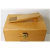 Image 3 : Vintage Ronson Shoe Shine Box
