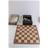 Image 5 : Chess Set, In a Pickle Game, NHL Poker Chips, Handheld Blackjack & Poker Electronic Game (No Batteri