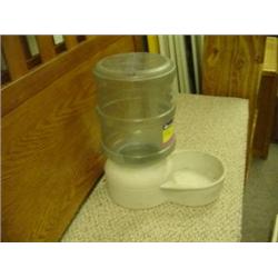 AUTOMATIC DOG WATERER