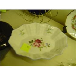 ENGLISH FINE BONE CHINA DISH
