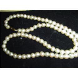 SINGLE STRAND WATER PEARL NECKLACE