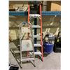 Image 1 : 2 ASSORTED STEP LADDERS