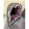 Image 2 : RARE AMETHYST CATHEDRAL GEODE WITH CALCITE 11.1KG APPROX 9X9"