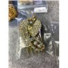 Image 4 : LOT OF ASSORTED FASHION JEWELRY