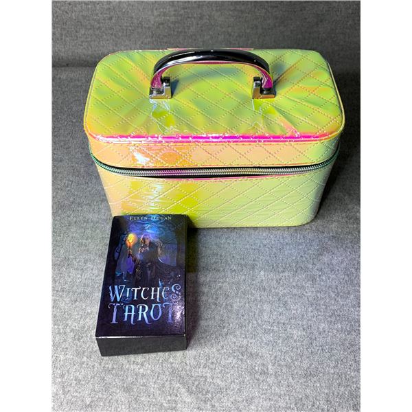MAKEUP BAG AND WITCHES TAROT CARDS