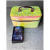 Image 1 : MAKEUP BAG AND WITCHES TAROT CARDS