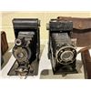 Image 5 : LOT OF 9 ANTIQUE CAMERAS AND A LEVEL