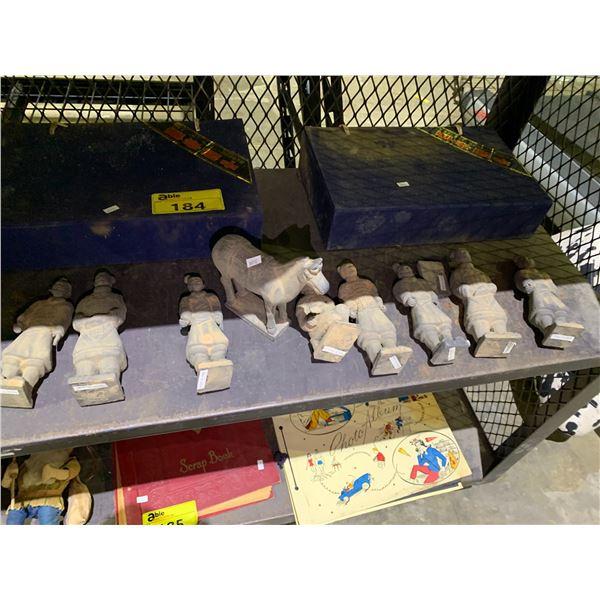 LOT OF CHINESE TERRACOTTA SOLDIERS
