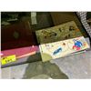 Image 3 : SHELF LOT OF COLLECTABLE ITEMS