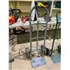 Image 1 : 2 WHEEL DOLLY