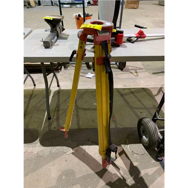 TRIPOD
