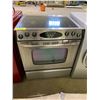 Image 1 : MAYTAG STAINLESS STEEL 5 BURNER STOVE WITH CONVECTION OVEN