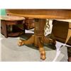 Image 2 : SOLID OAK ANTIQUE CLAWFOOT DINING TABLE