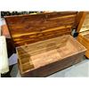 Image 2 : ANTIQUE BLANKET BOX