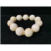 Image 2 : WHITE AGATE BEADS BRACELET