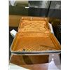 Image 2 : TILE TOP TABLE WITH CHROME BASE & LUGGAGE
