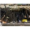 Image 2 : SHELF OF ASSORTED SHOES