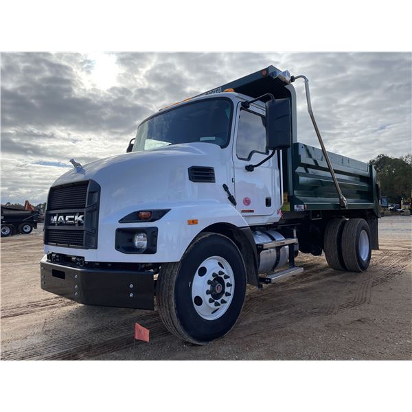 2023 MACK MD642-4R Dump Truck