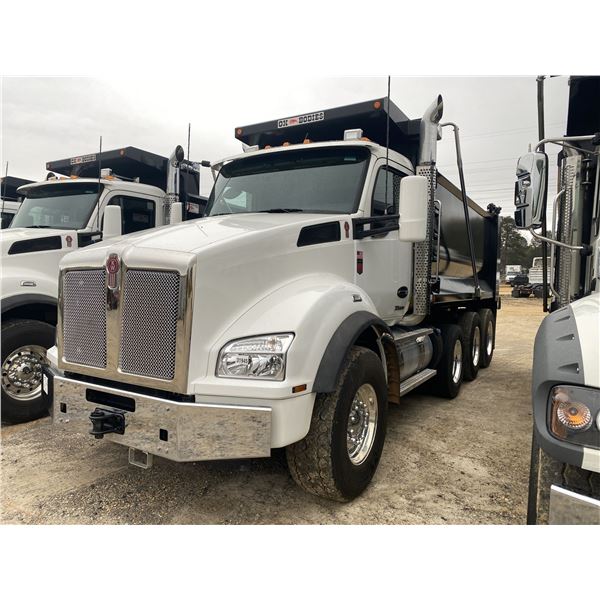 2023 KENWORTH T880 Dump Truck