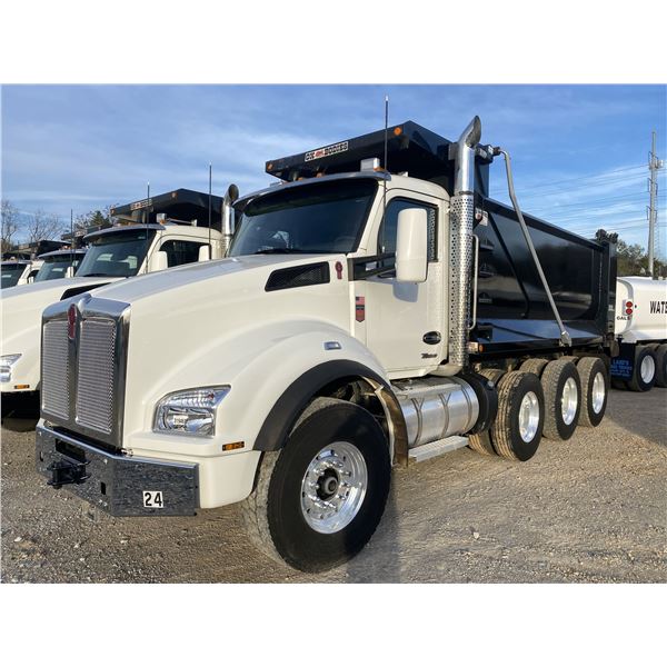 2023 KENWORTH T880 Dump Truck
