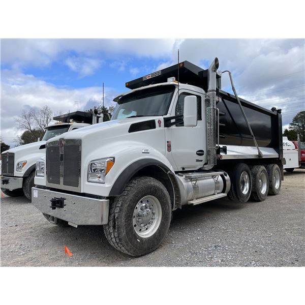 2023 KENWORTH T880S Dump Truck