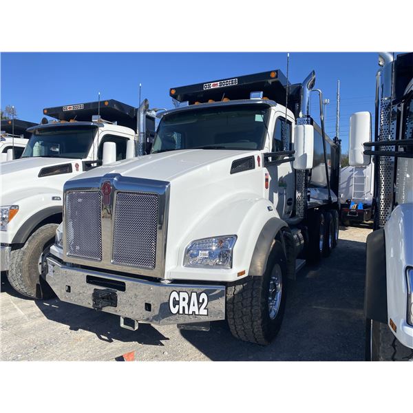 2023 KENWORTH T880 Dump Truck