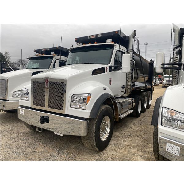 2023 KENWORTH T880S Dump Truck
