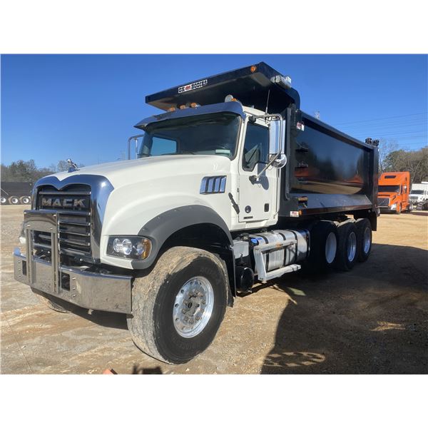 2021 MACK GR64F Dump Truck