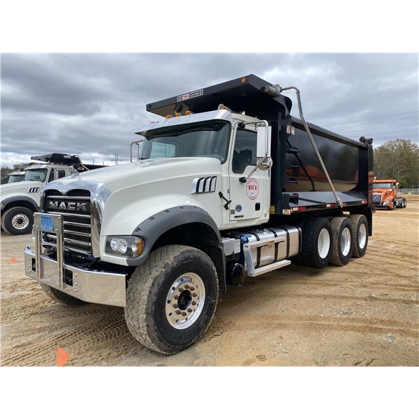 2021 MACK GR64F Dump Truck