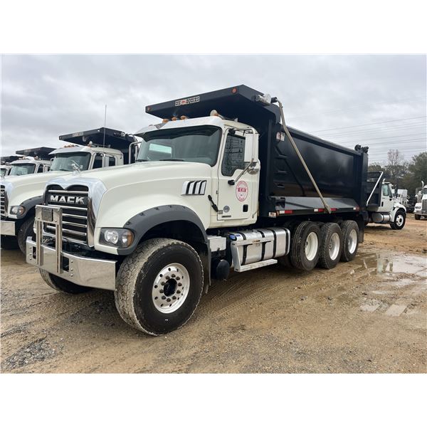 2021 MACK GR64F Dump Truck