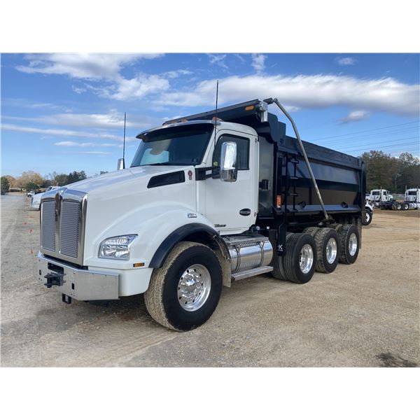 2022 KENWORTH T880 Dump Truck