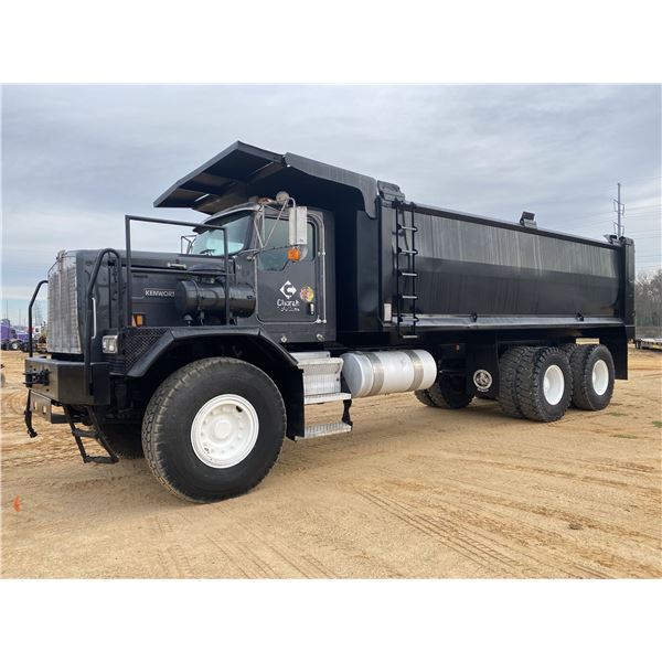 2019 KENWORTH C500 Dump Truck