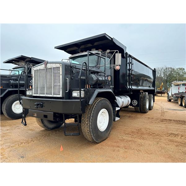 2019 KENWORTH C500 Dump Truck