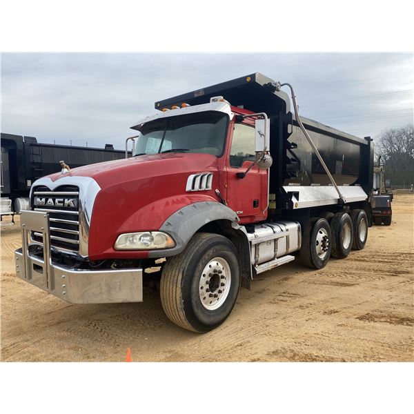 2014 MACK GU813 Dump Truck