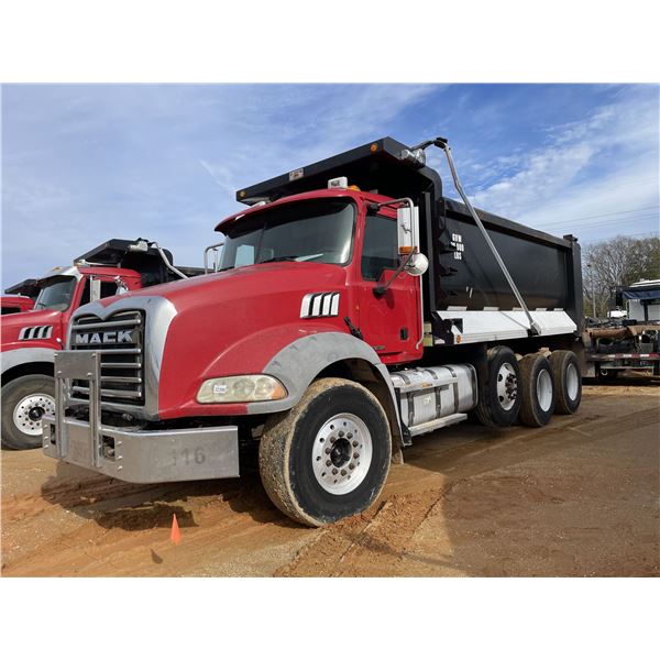 2014 MACK GU813 Dump Truck