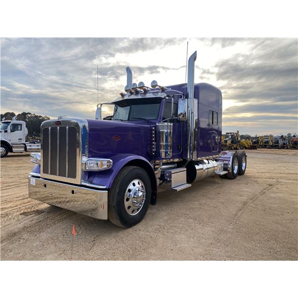 2023 PETERBILT 389 Sleeper Truck