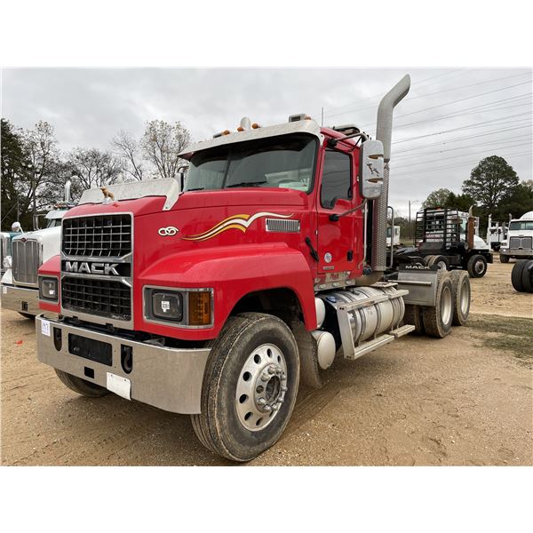 2022 MACK PI64T Day Cab Truck