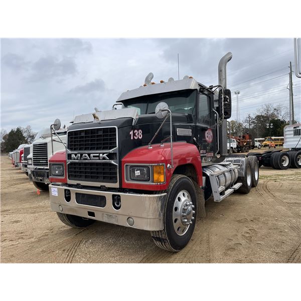 2017 MACK CHU613 Day Cab Truck