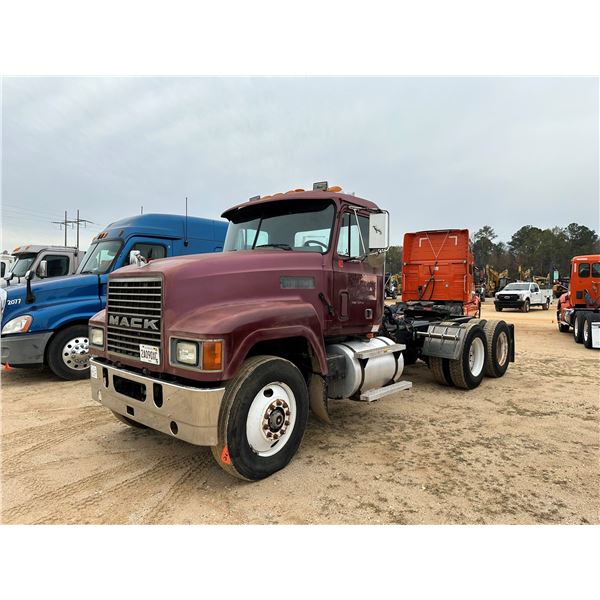 1991 MACK CH613 Day Cab Truck